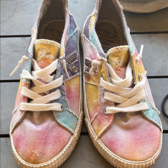 Blowfish Colorful Canvas Sneakers with Zipper - Picture 1 of 3